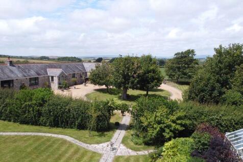 Yr Ysgubor, Llandow, Nr Cowbridge... 4 bed barn conversion for sale