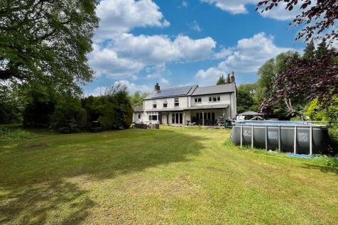Penstowe, Mwyndy, Pontyclun CF72 8PN 6 bed detached house for sale