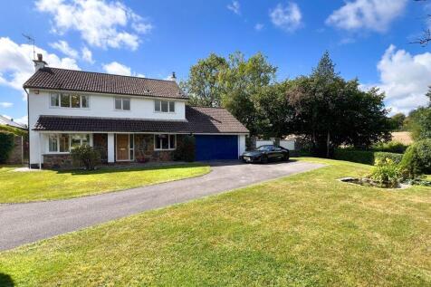 Swallows Lodge, Penllyn, The Vale of... 4 bed detached house for sale