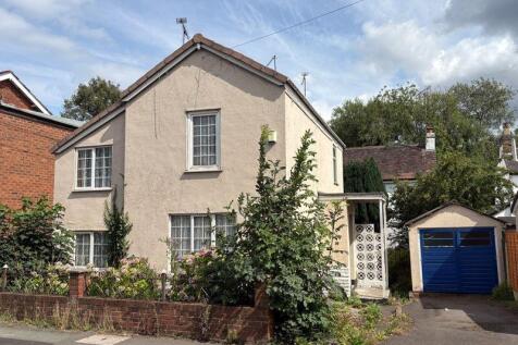Henwood Road, Compton, Wolverhampton WV6 3 bed detached house for sale