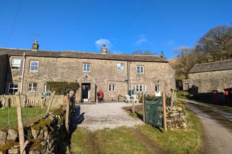 Holme House Farm, Halton Gill BD23 3 bed farm house for sale