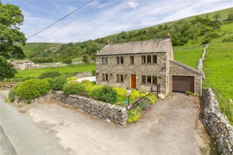 6 bedroom detached house for sale