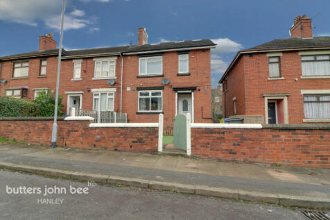 5 bedroom terraced house for sale