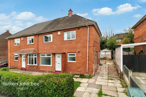 3 bedroom semi-detached house for sale
