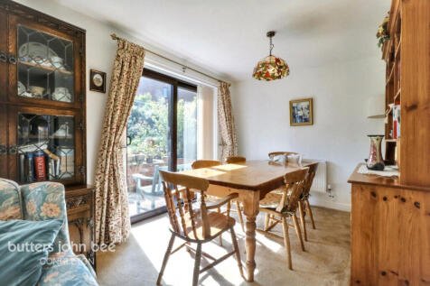 High View, Mow Cop, ST7 4 bed detached house for sale