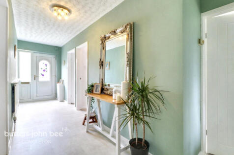 Newlyn Avenue, Mossley, Congleton... 3 bed detached bungalow for sale