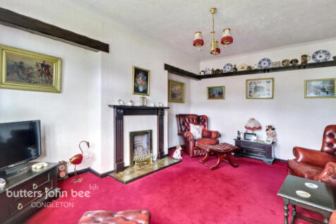 Three Fields Close, West Heath... 3 bed semi