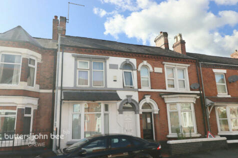 5 bedroom terraced house for sale