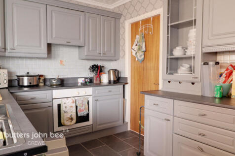 Sundale Drive, Crewe 3 bed detached bungalow for sale