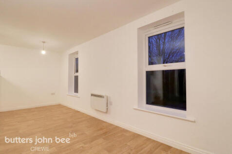Ivatt Drive, Crewe 2 bed flat for sale