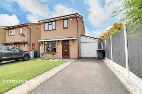 Becconsall Drive, Crewe 3 bed detached house for sale
