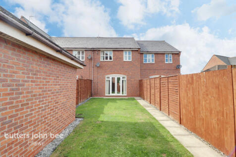 3 bedroom terraced house for sale