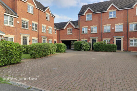 Salisbury Close, Crewe 1 bed flat for sale