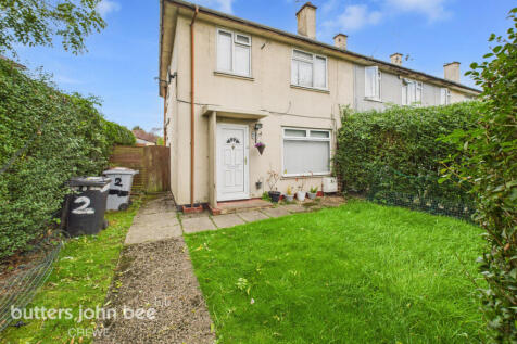 Hawthorn Grove, Crewe 3 bed end of terrace house for sale