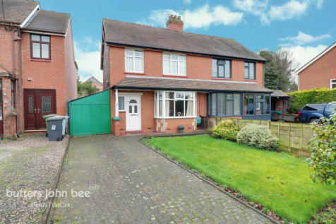 3 bedroom semi-detached house for sale