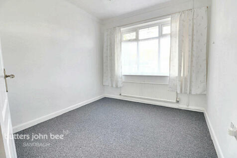 2 bedroom semi-detached bungalow for sale