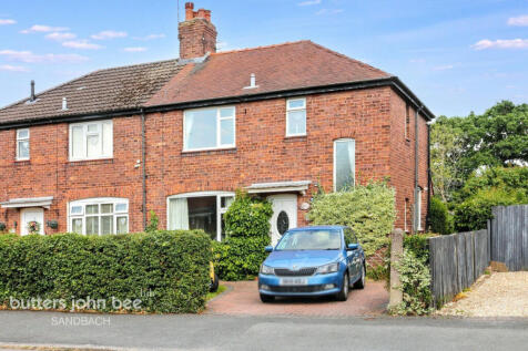 3 bedroom semi-detached house for sale