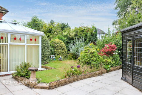 Hungerford Place, Sandbach 3 bed detached bungalow for sale