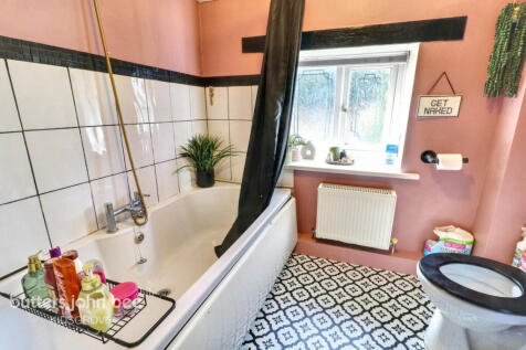 1 bedroom terraced house for sale