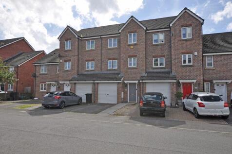 4 bedroom terraced house for sale