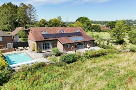 Rushers Cross, Mayfield, TN20 4 bed barn conversion for sale