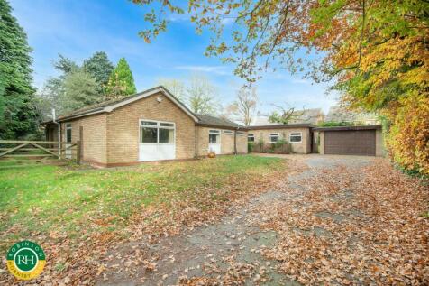 5 bedroom detached bungalow for sale