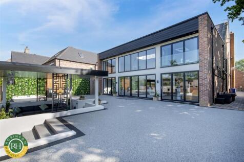 Bawtry Road, Doncaster 5 bed detached house for sale