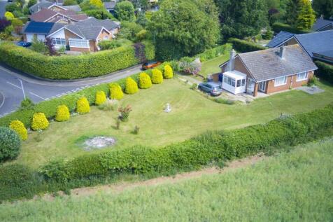 Lindrick Lane, Tickhill, Doncaster 2 bed detached bungalow for sale