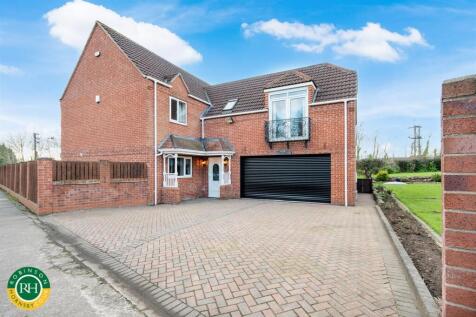 Station Road, Arksey, Doncaster 4 bed detached house for sale