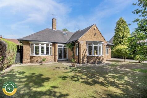St. Erics Road, Doncaster 2 bed detached bungalow for sale