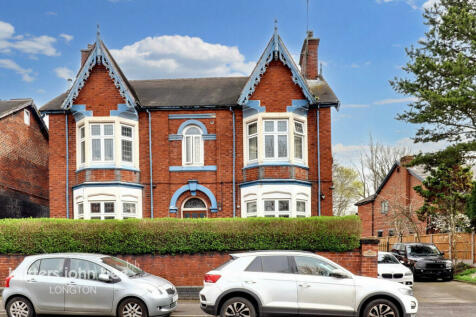 10 bedroom detached house for sale