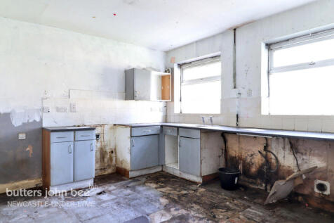 Orme Road, Newcastle 2 bed terraced house for sale
