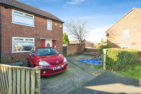 2 bedroom semi-detached house for sale