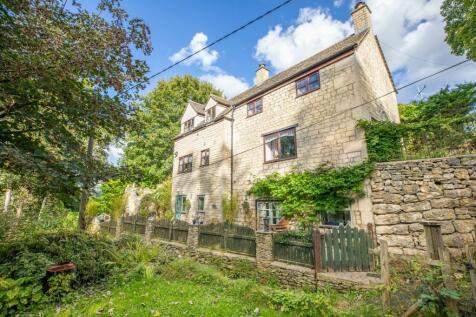 *PRICED FOR QUICK SALE* Bath Road... 3 bed detached house for sale