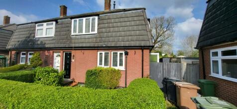 2 bedroom semi-detached house for sale