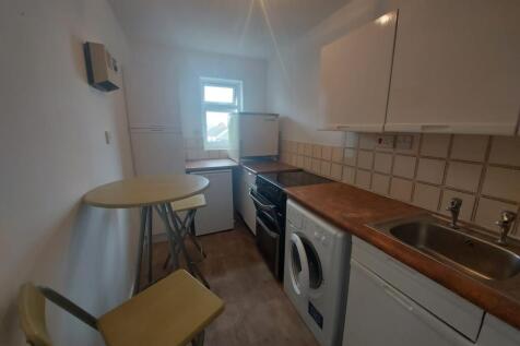 Alder Crescent, Leagrave LU3 1 bed flat for sale