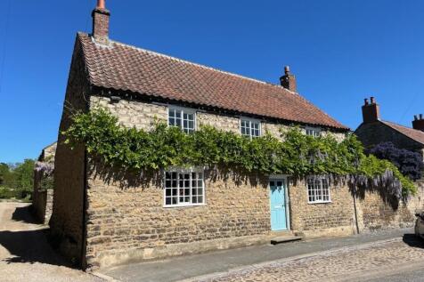 High Market Place, Kirkbymoorside, York 3 bed detached house for sale