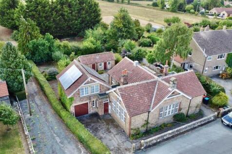 Flatts Lane, Wombleton, York 5 bed detached house for sale