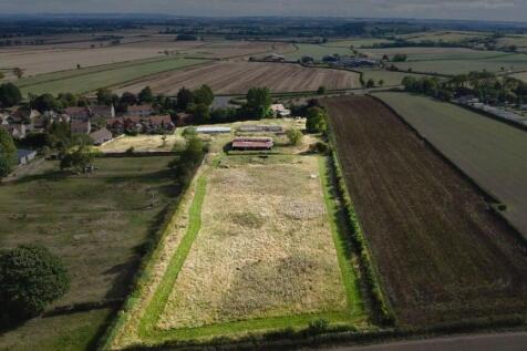 Wrelton Cliff Road, Wrelton, Pickering 3 bed detached bungalow for sale
