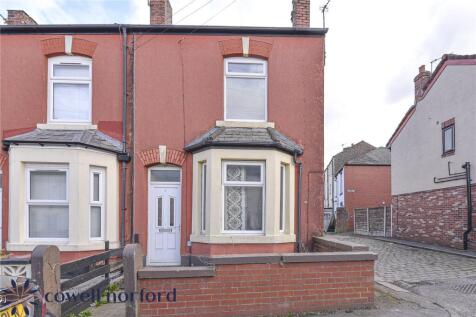 Partington Street, Rochdale OL11 2 bed end of terrace house for sale