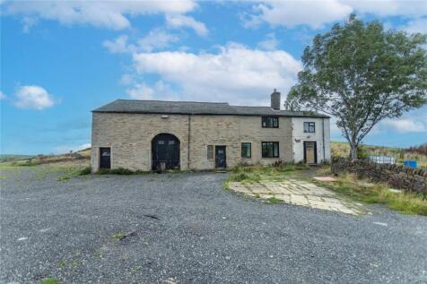 Tame Barn, Rochdale OL16 3 bed detached house for sale