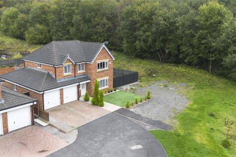 Stock Close, Rochdale OL12 5 bed detached house for sale