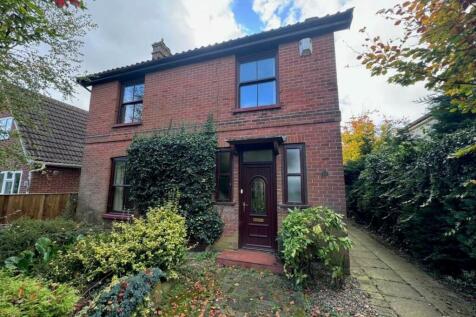 3 bedroom detached house for sale