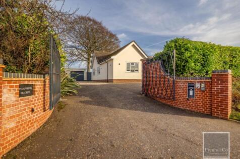Stocks Hill, Norwich NR9 4 bed detached bungalow for sale
