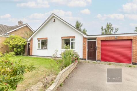Taylors Lane, Norwich NR6 3 bed detached bungalow for sale