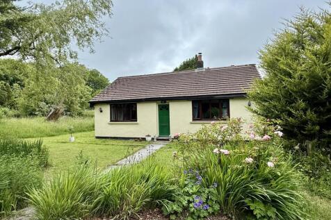 Pencae, Llanarth, Near New Quay 2 bed property with land for sale