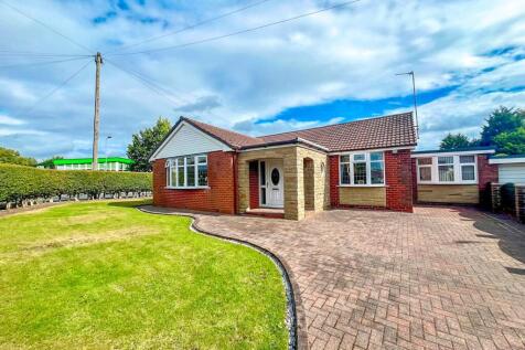 3 bedroom detached bungalow for sale