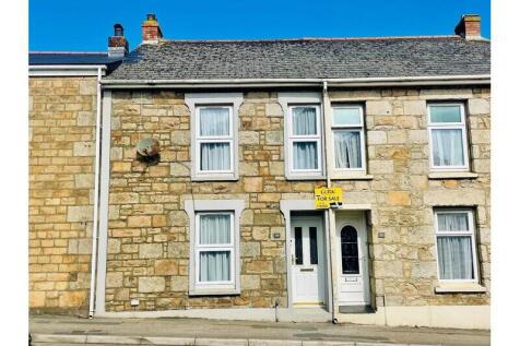 4 bedroom terraced house for sale
