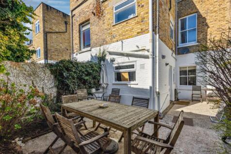 1 bedroom flat for sale