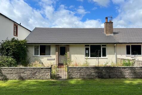 2 bedroom semi-detached bungalow for sale
